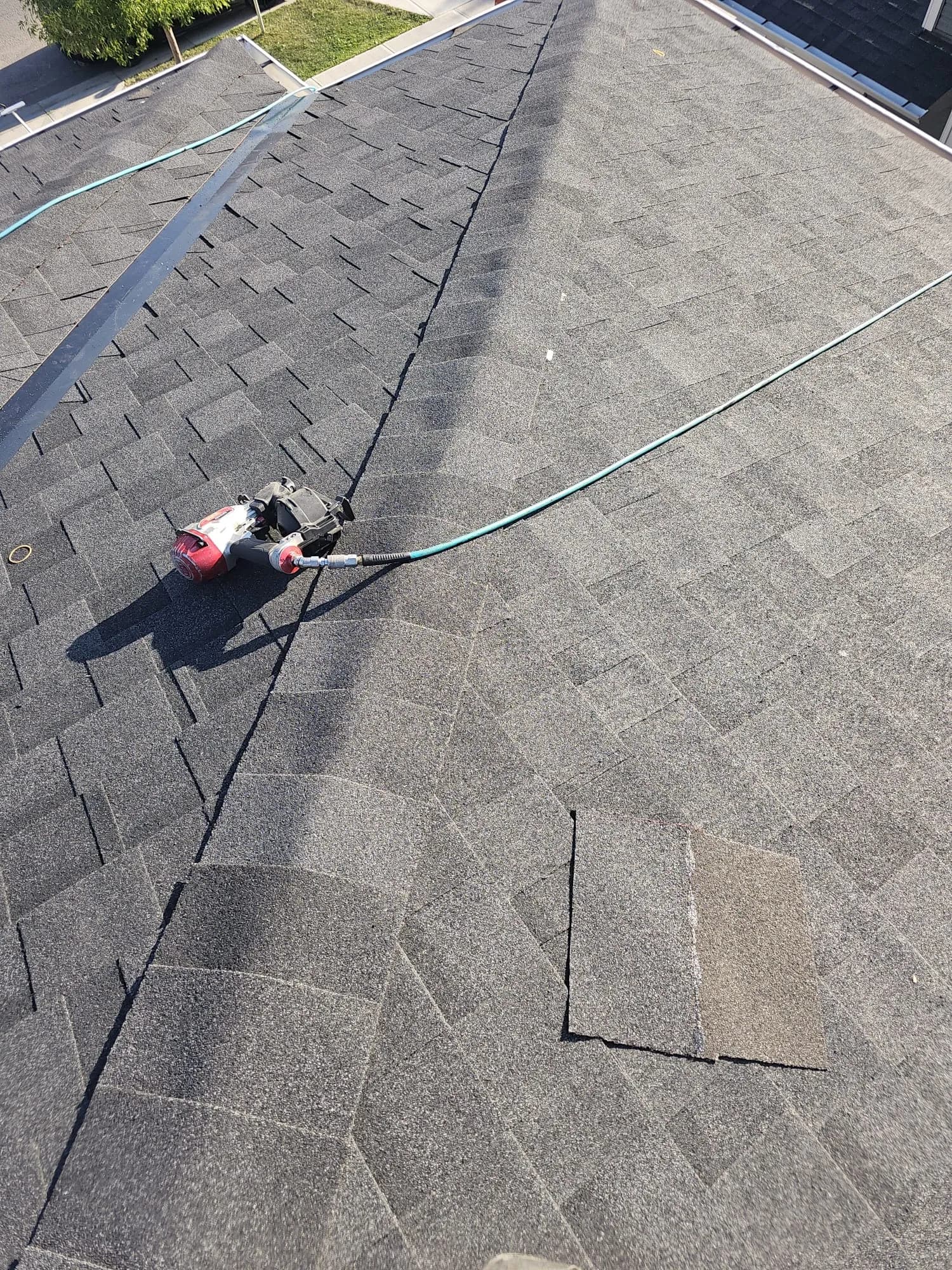Roof Repair & Maintenance in Calgary by 7 Lucky Enterprises