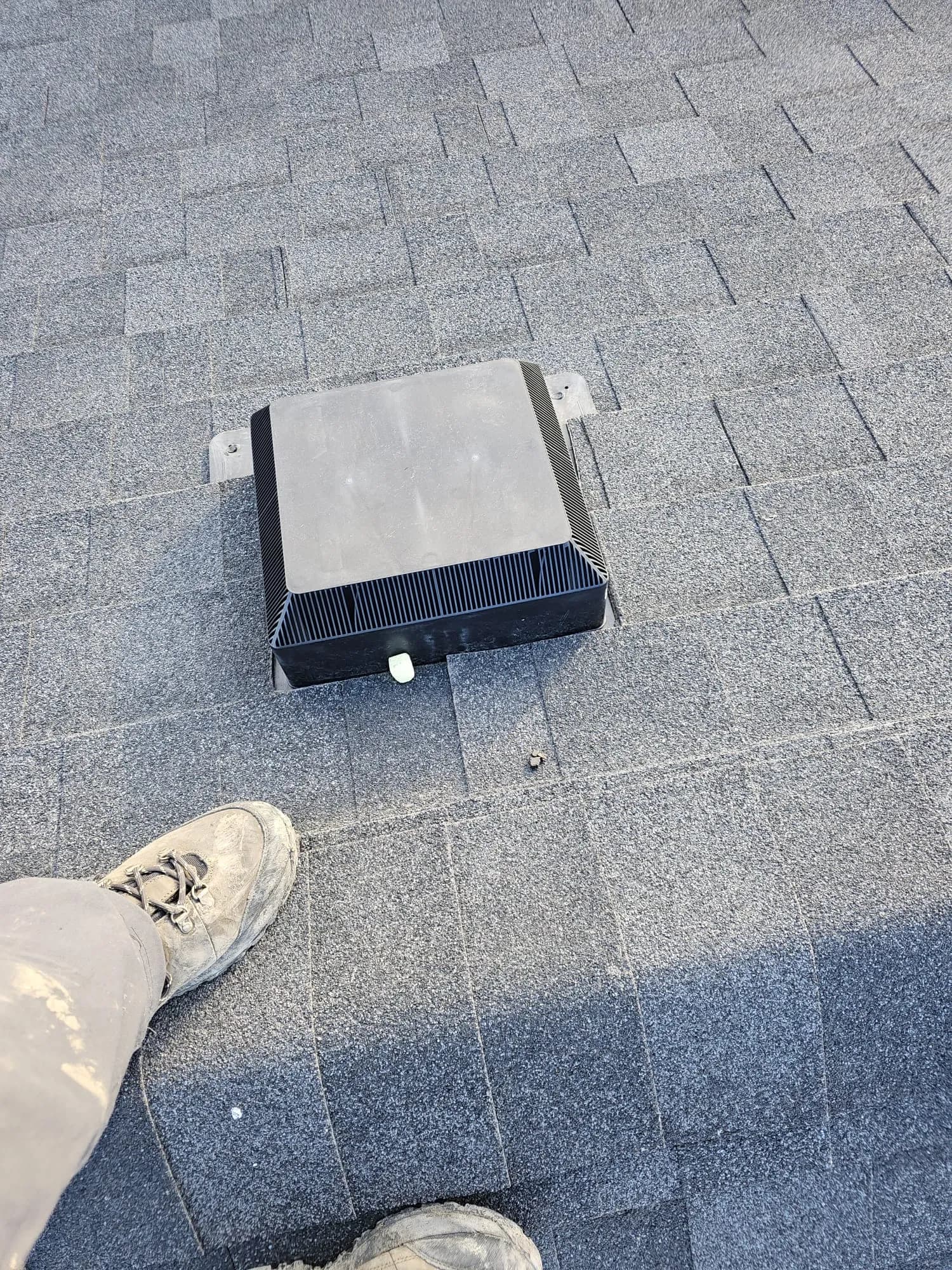 Acreage roofing in Foothills County
