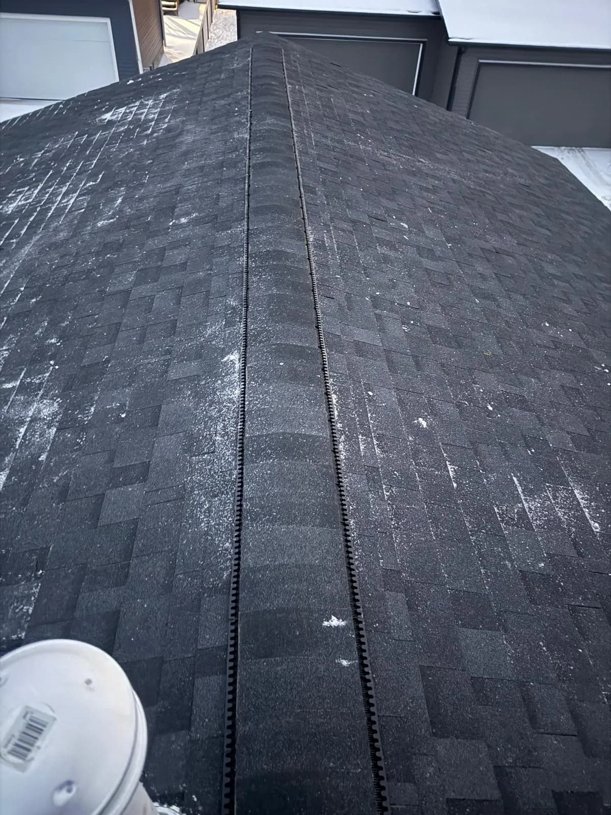 Asphalt roof detail